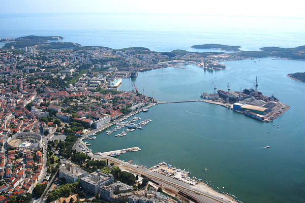 Port of Pula